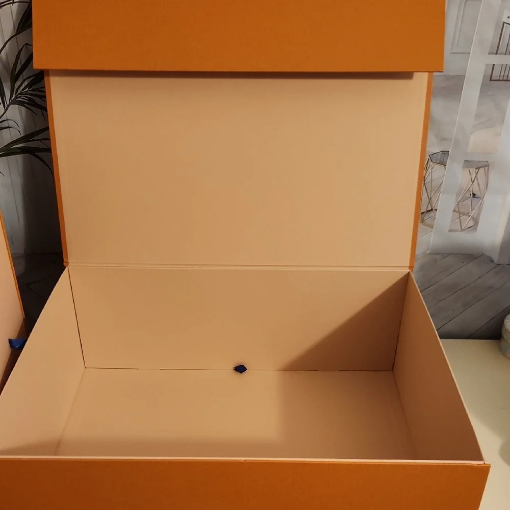 Louis Vuitton Gigantic Display Or Gift Box..Select Your Size When Ordering. - Picture 4 of 9